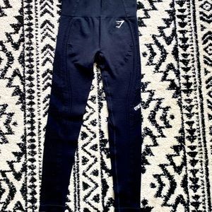 Black Gymshark leggings